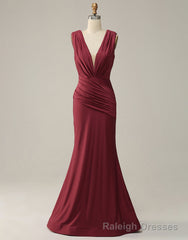 Burgundy Mermaid V-Neck Long Glitter Prom Dress With Pleating
