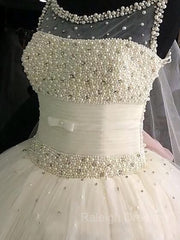 Ballkleid Schaufel bodenlange Tüll-Brautkleider mit Perlen