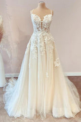 Modest Long A-line Spaghetti Straps Tulle Wedding Dress with Appliques Lace